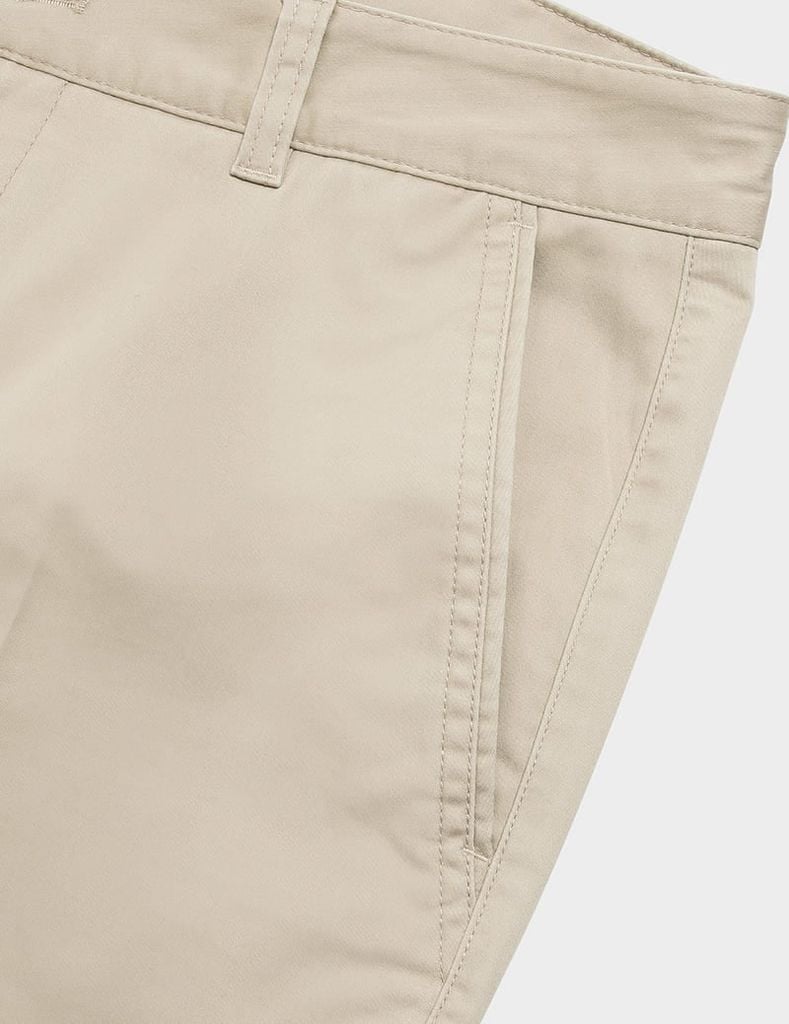 Quần khaki nam cạp thường dáng ôm vừa