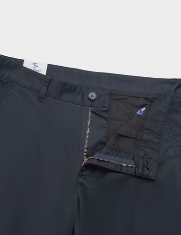 Quần khaki nam cạp thường dáng ôm vừa