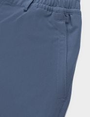 Quần short gió cạp âu túi khóa xẻ gấu