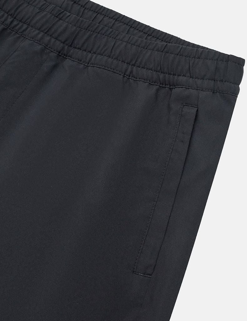 Quần short gió cạp chun can hai bên sườn