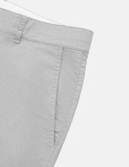 Quần short khaki nam cạp thường kẹp mác da