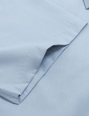 Áo sơ mi ngắn tay nam dệt jacquard tà bằng có túi