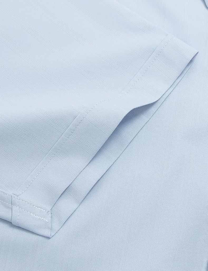 Áo sơ mi nam ngắn tay tà lượn không túi dệt jacquard