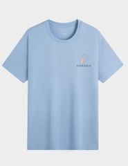 Áo t-shirt nam cổ bo rib in cao su trước ngực
