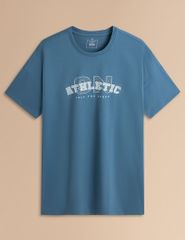 Áo T-shirt nam ngắn tay cổ tròn in trước ngực
