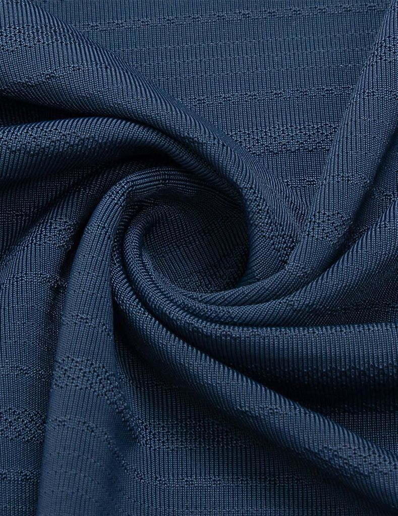 Áo t-shirt nam ngắn tay cổ tròn in logo ngực