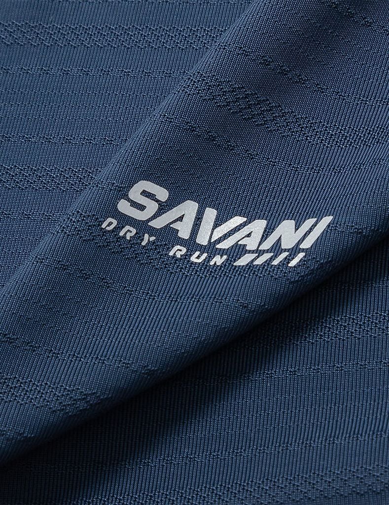 Áo t-shirt nam ngắn tay cổ tròn in logo ngực