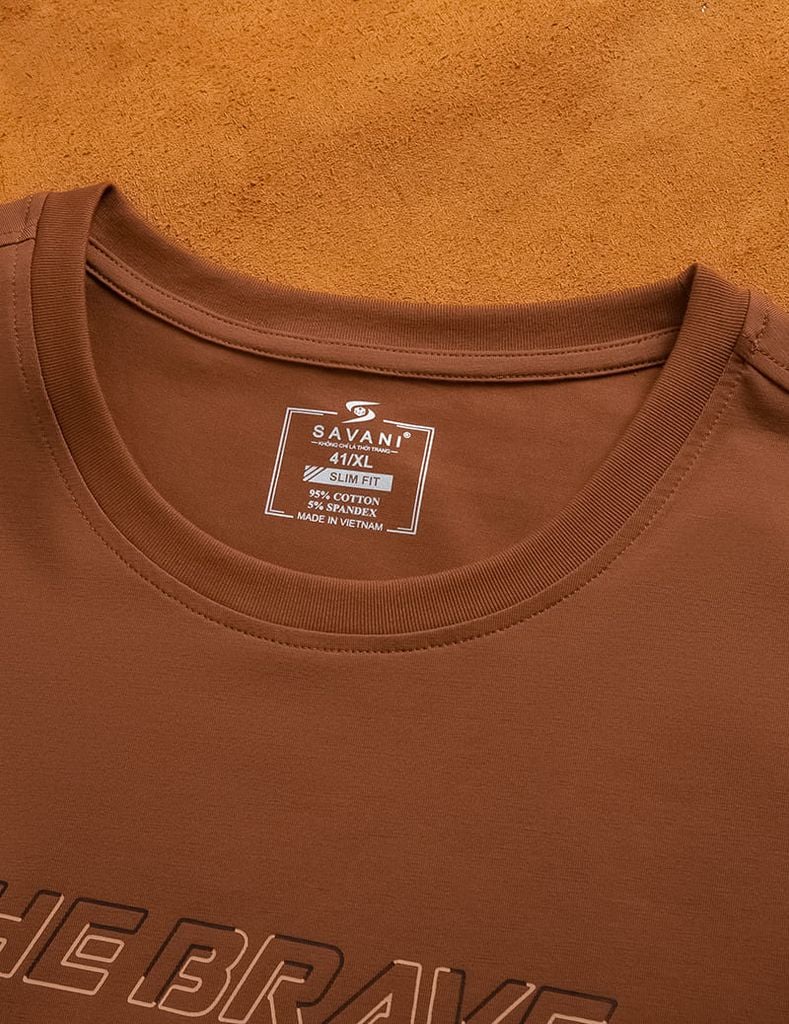 Áo T-shirt nam ngắn tay cổ tròn in mảng trước ngực