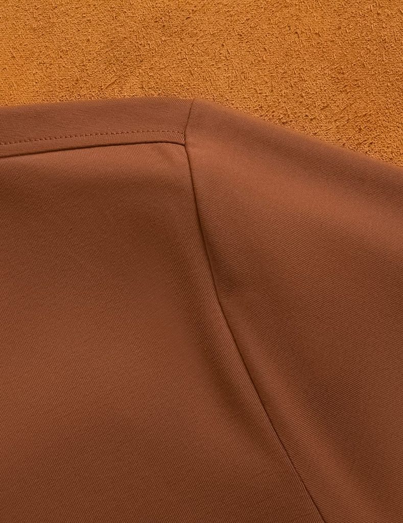 Áo T-shirt nam ngắn tay cổ tròn in mảng trước ngực
