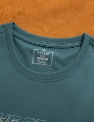 Áo T-shirt nam ngắn tay cổ tròn in mảng trước ngực