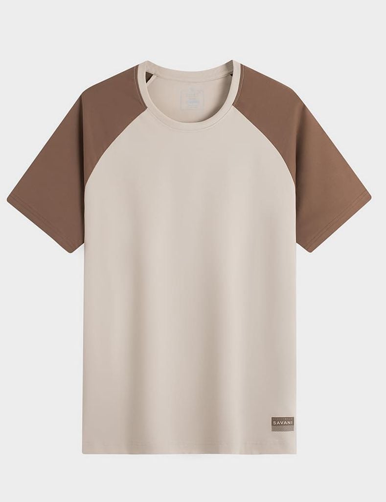 Áo thun nam cố tròn tay raglan in nhỏ gấu áo
