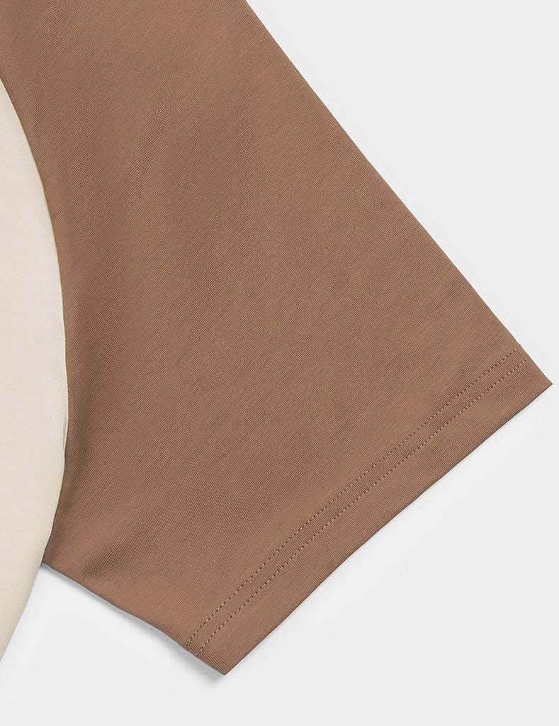 Áo thun nam cố tròn tay raglan in nhỏ gấu áo