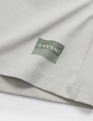 Áo thun nam cố tròn tay raglan in nhỏ gấu áo