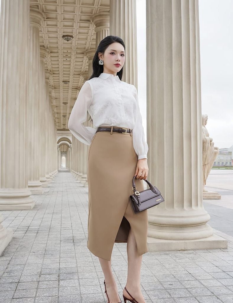 Chân váy công sở nữ dài dáng bút chì thiết kế hai tà chéo