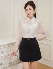 Áo sơ mi dài tay nữ in loang phối áo hai dây trắng