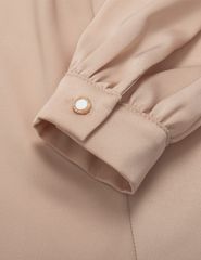 Áo sơ mi dài tay nữ cổ đức vặn xoắn giữa ngực