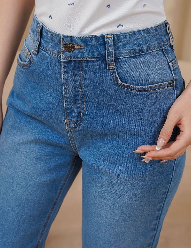 Quần jean nữ dáng baggy túi thường