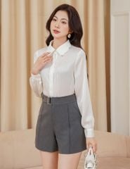 Quần short công sở nữ cạp cài khuy túi chéo can dọc thân