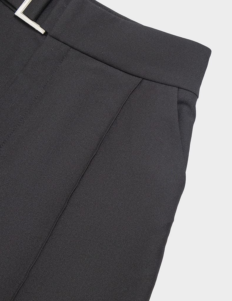 Quần short công sở nữ cạp cài khuy túi chéo can dọc thân