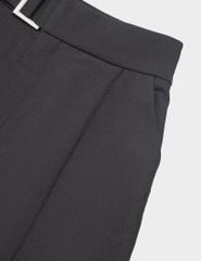 Quần short công sở nữ cạp cài khuy túi chéo can dọc thân