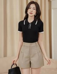 Quần short khaki nữ nắp túi đính khuy trang trí