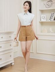 Quần short khaki nữ nắp túi đính khuy trang trí