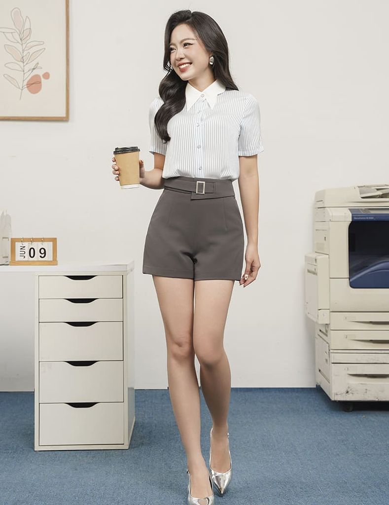 Quần short âu nữ công sở cạp bổ khuyết dây quai đai
