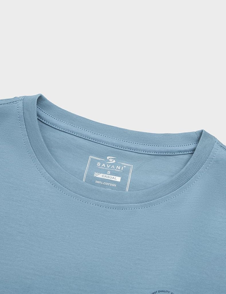 Áo T-shirt ngắn tay nữ cổ tròn in cao su trước ngực