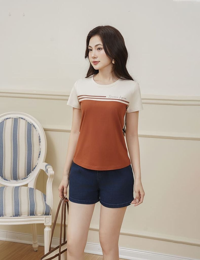 Áo T-shirt nữ ngắn tay cổ tròn phối thân trước kẻ ngang