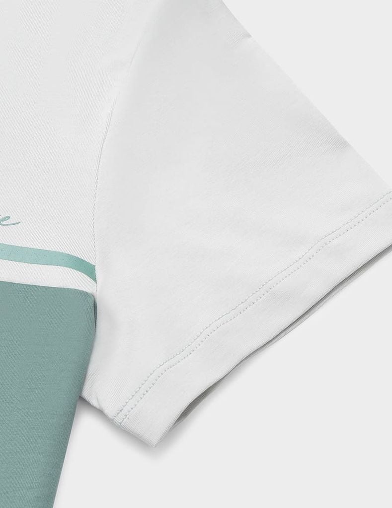 Áo T-shirt nữ ngắn tay cổ tròn phối thân trước kẻ ngang