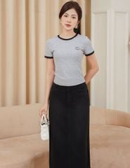 Áo t-shirt ngắn tay cổ tròn nữ phối cổ khác màu hình in nhỏ trước ngực