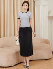 Áo t-shirt ngắn tay cổ tròn nữ phối cổ khác màu hình in nhỏ trước ngực