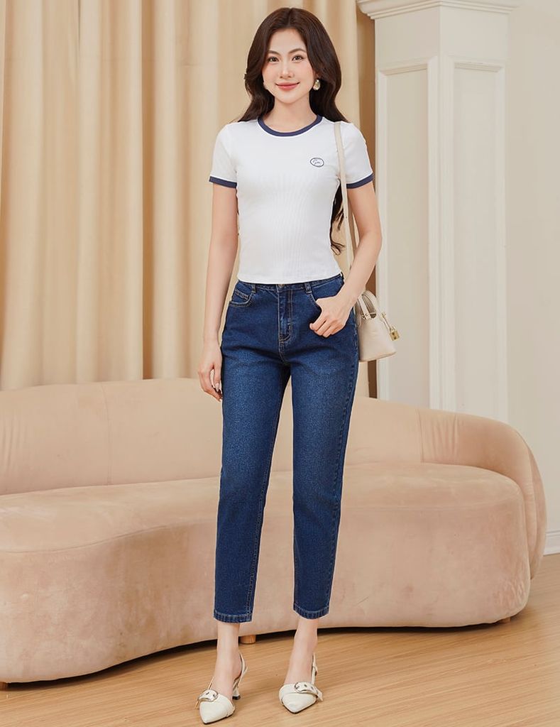 Áo t-shirt ngắn tay cổ tròn nữ phối cổ khác màu hình in nhỏ trước ngực