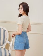 Áo thun gân ngắn tay nữ cổ V cúc bọc vải chính