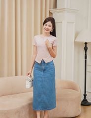 Áo thun gân ngắn tay nữ cổ V cúc bọc vải chính