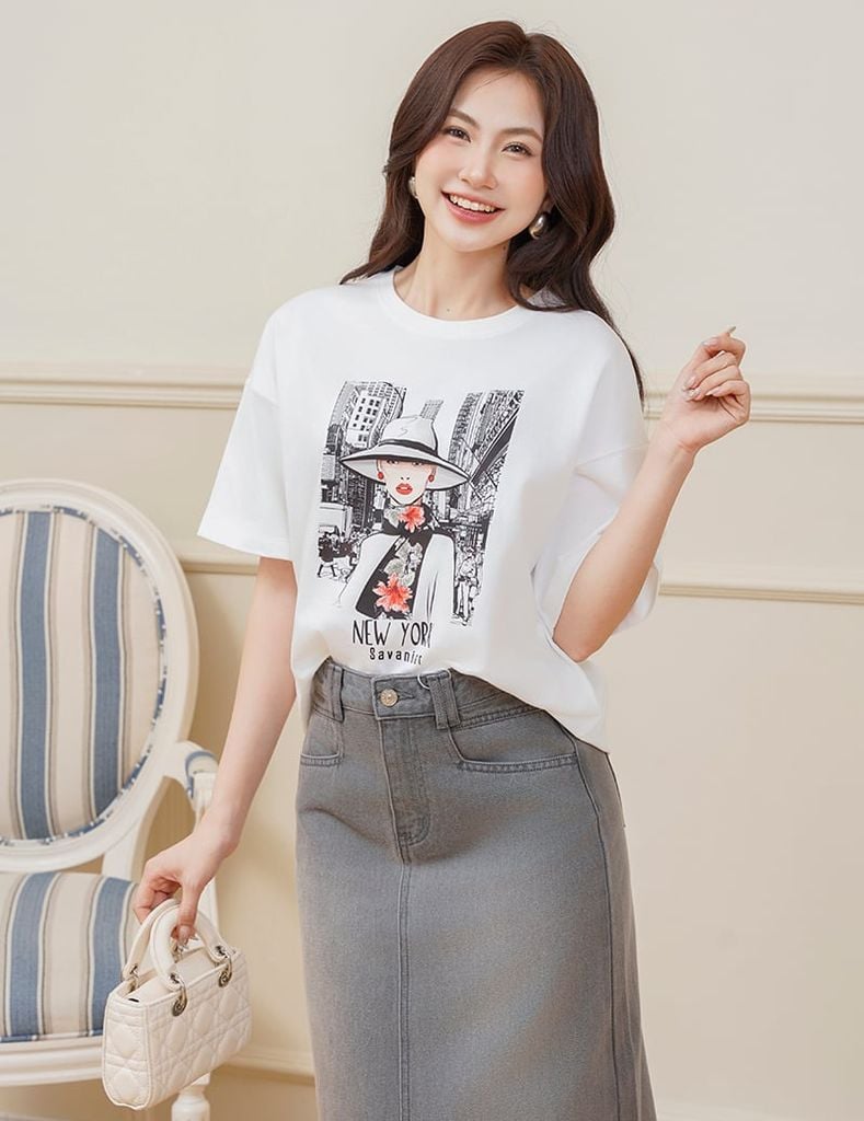 Áo thun cổ tròn nữ cổ rib in thân trước