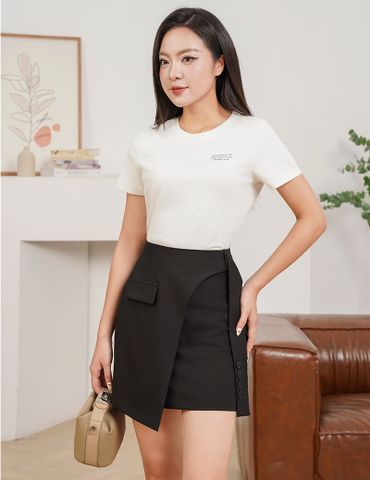 Áo thun ngắn tay cổ tròn nữ hình in trước ngực