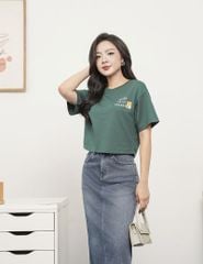 Áo T-shirt nữ croptop cổ bo rib hình in trước ngực