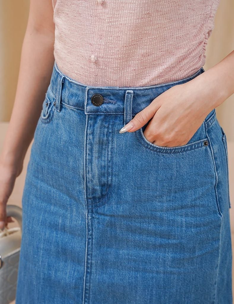Chân váy jean nữ dáng dài thiết kế xẻ sau