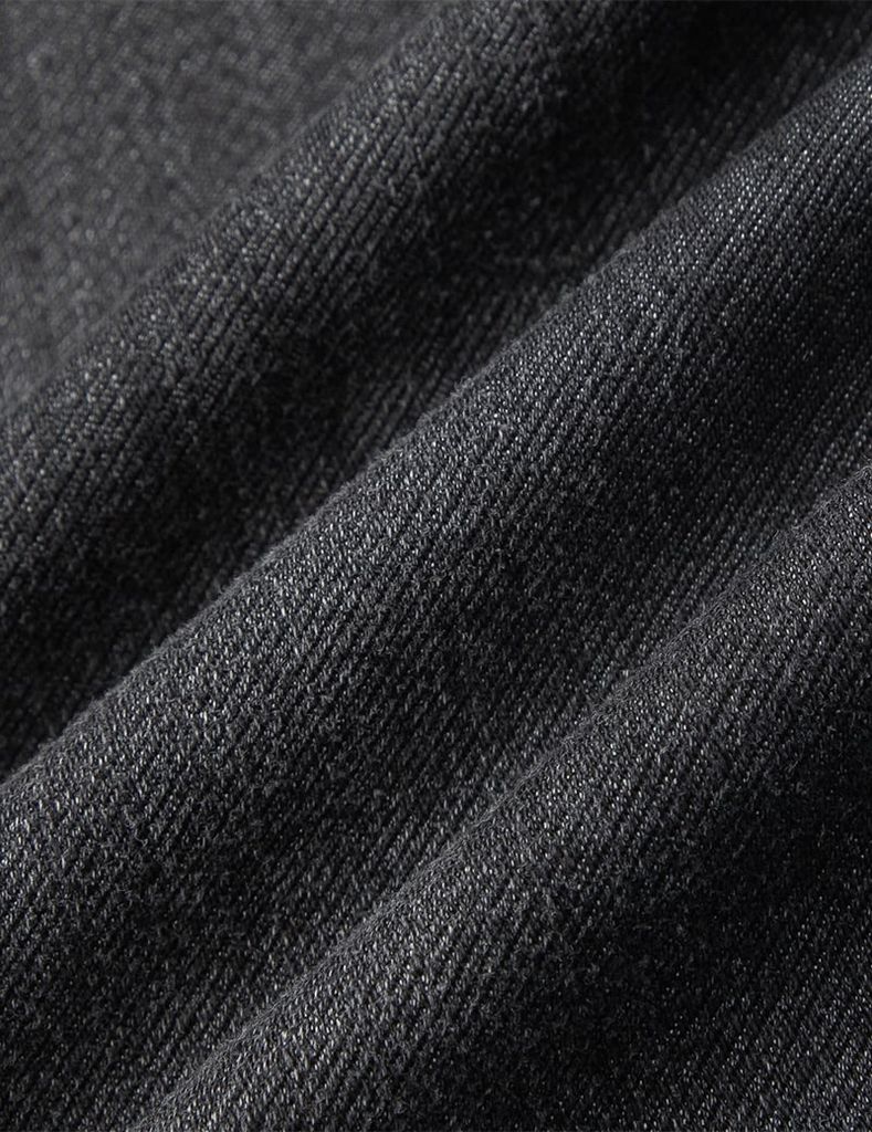 Chân váy jean dáng dài xẻ sau