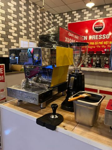 Máy pha cà phê ROBOTA + Máy xay 020