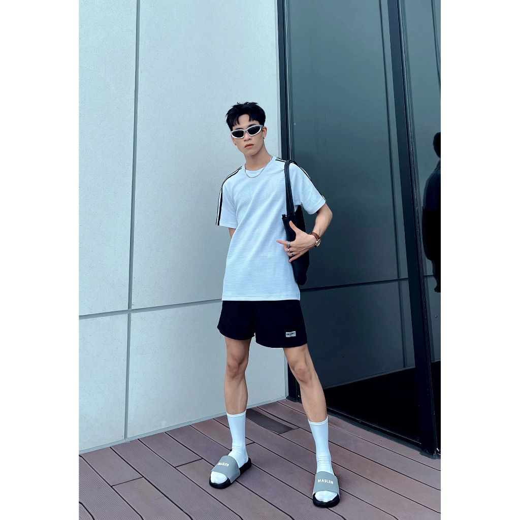  Dép quai ngang nam nữ Unisex Slipper M Masler-MT màu xám với đế thiết kế chống trơn trượt và lớp quai êm chân MT8 