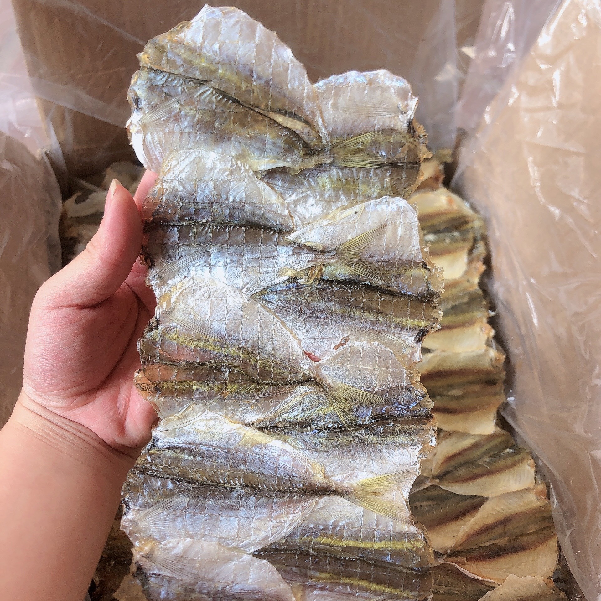 Cá chỉ vàng khô Quảng Ninh loại 1 túi 500g