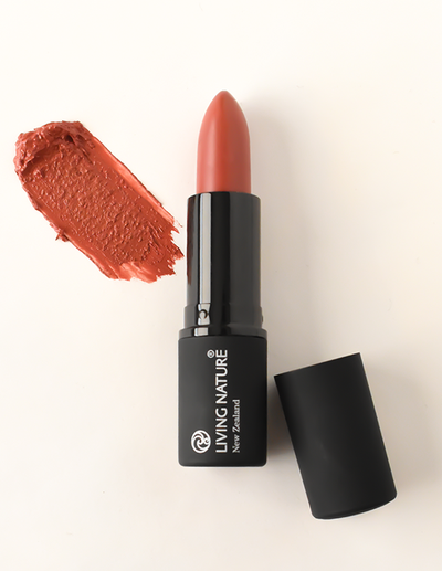 Son môi màu hồng cá hồi 100% tự nhiên Living Nature Lipstick Coral Sea 04 (4.0g)