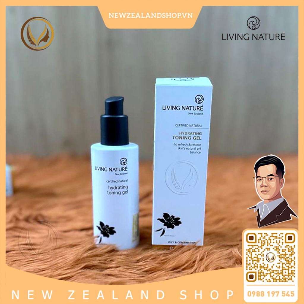 Gel dưỡng ẩm, kiểm soát nhờn Living Nature Hydrating Toning Gel 120ml