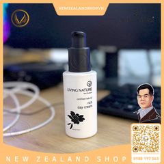 Kem dưỡng ẩm ban ngày, chống lão hóa Living Nature Rich Day Cream 60ml