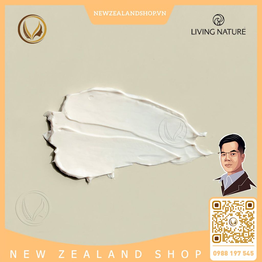 Mặt nạ đất sét làm sạch sâu Living Nature Deep Cleansing Mask gói lẻ