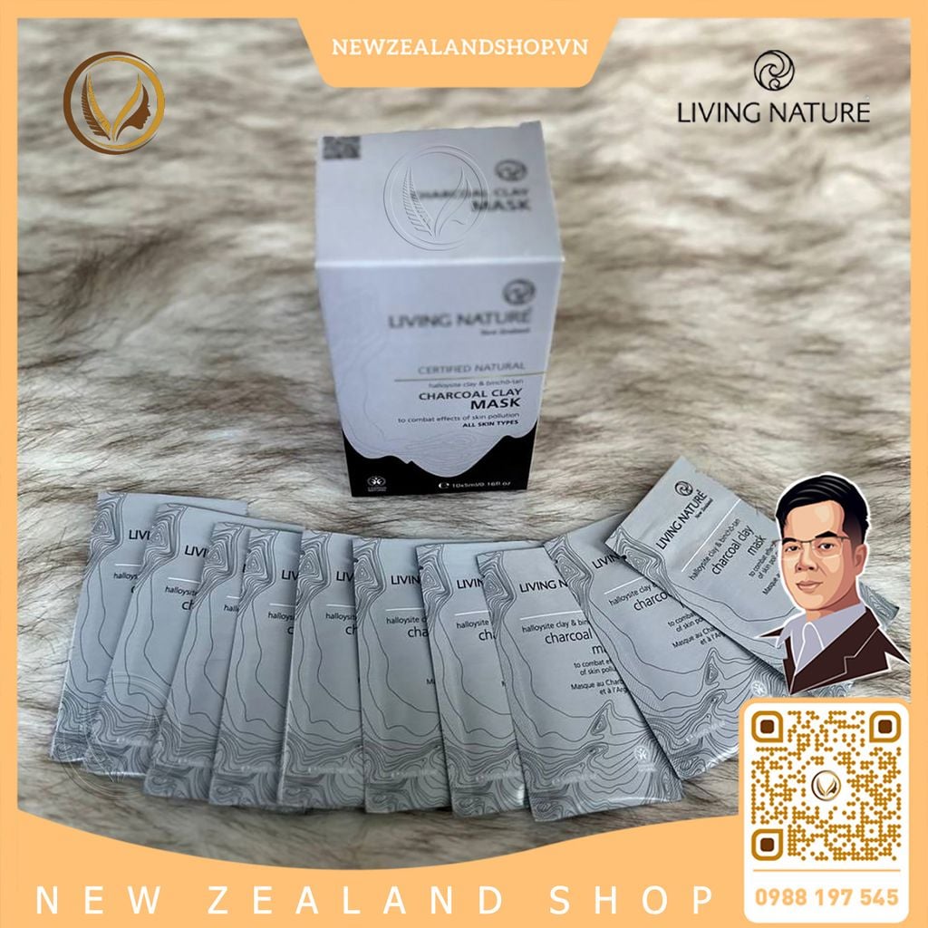 Mặt nạ đất sét than hoạt tính Living Nature Charcoal Clay Mask 10 gói