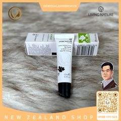 Son dưỡng môi dạng gel cho mọi loại da Living Nature Lip Balm 10ml