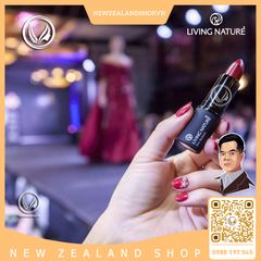 Son môi đỏ cam 100% tự nhiên Living Nature Lipstick Wild Fire 11 (3.9g)